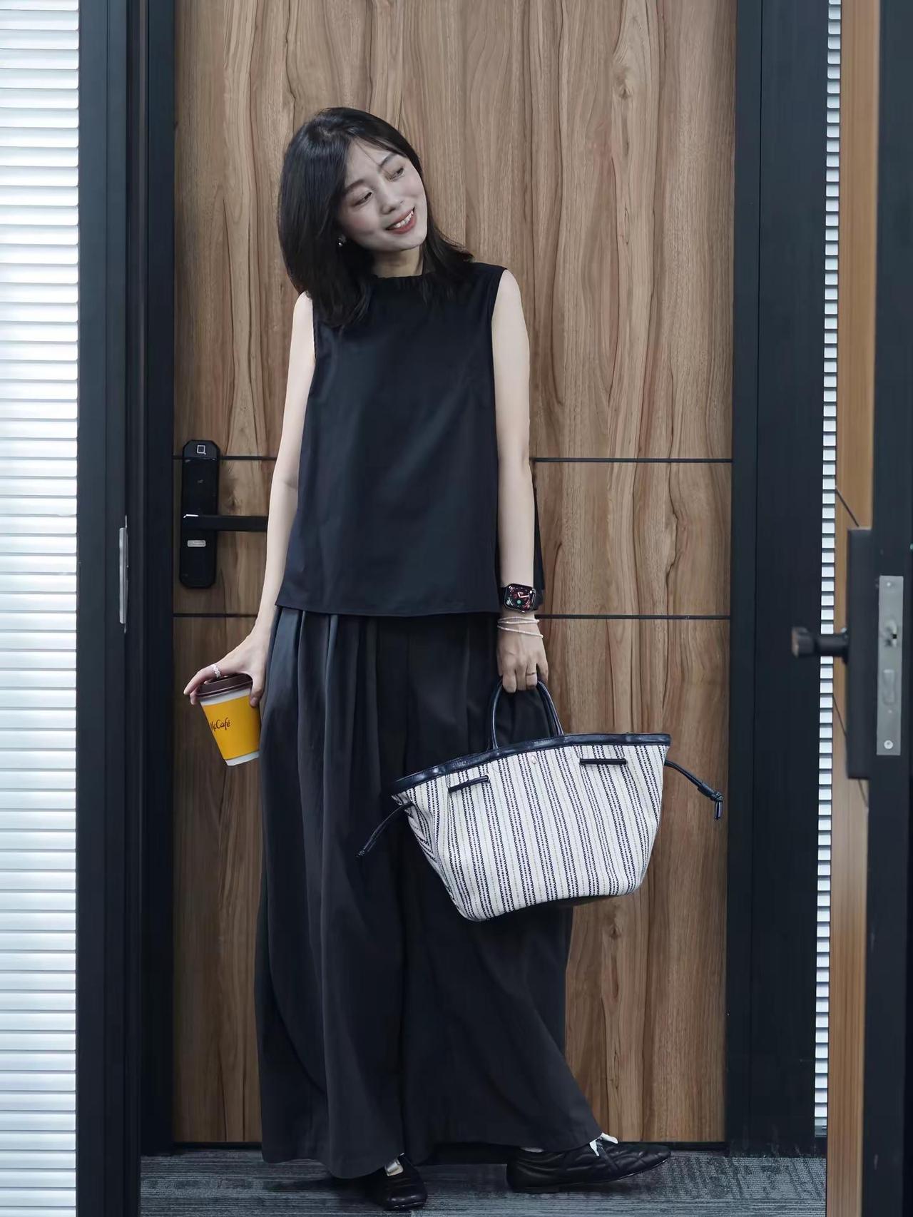 上班穿搭。办公室穿搭 日常通勤松弛感ootd 职场ootd 无班味穿搭