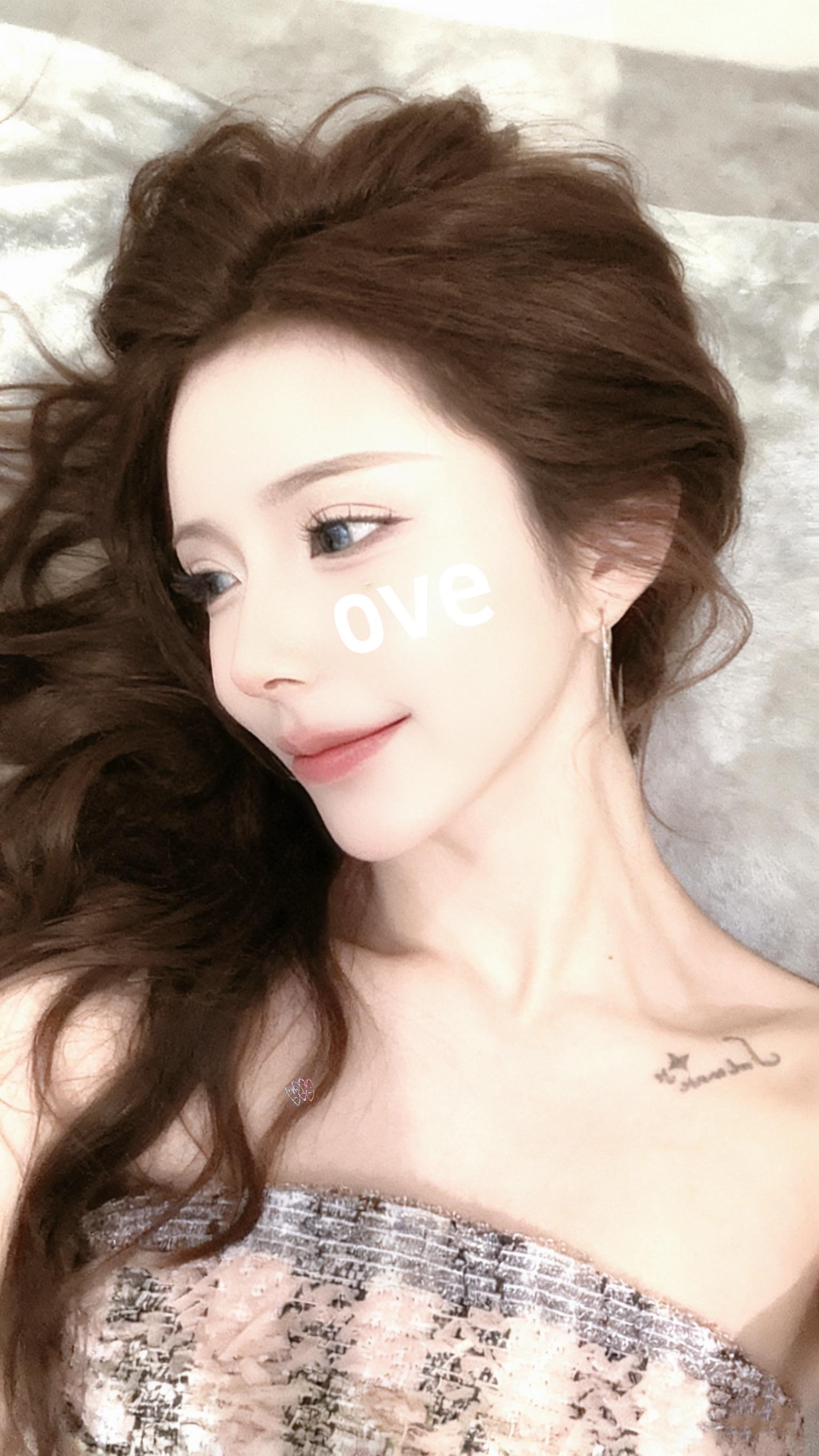 ʷʰᵉʳᵉ                  ʷʰᵉʳᵉ  ʷʰᵉʳᵉ...