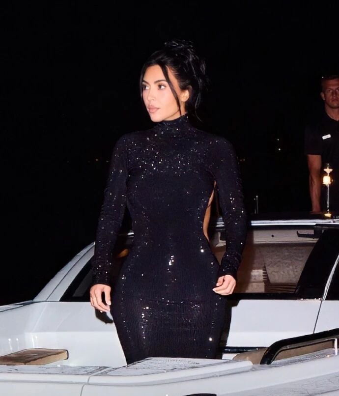 Kate Moss演绎GUCCI 2026 秋冬系列Kris Jenner 现身