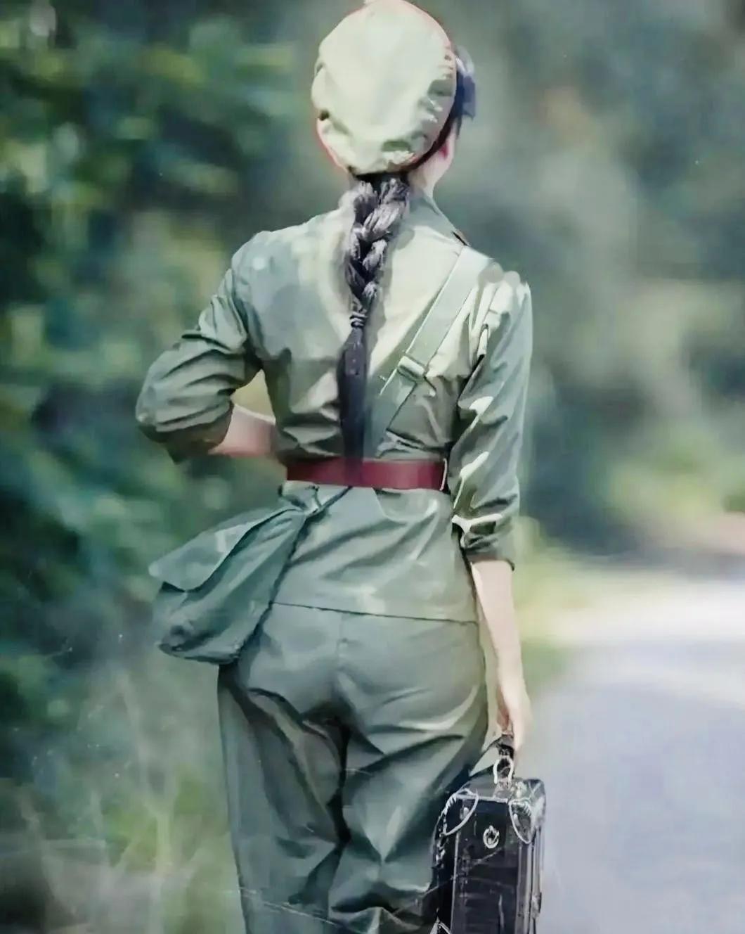 #为女战士们喝彩# 
我是一个兵