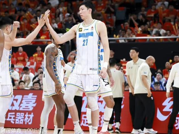 北京北汽男篮今晚肯定会在今晚的CBA总决赛第六场中战胜浙江广厦队！
顽强的将总比