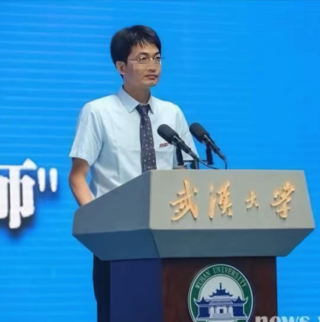 付磊教授，大学霸，是其两个女儿86页PDF的男主角。本科就是武汉大学，博士中科院