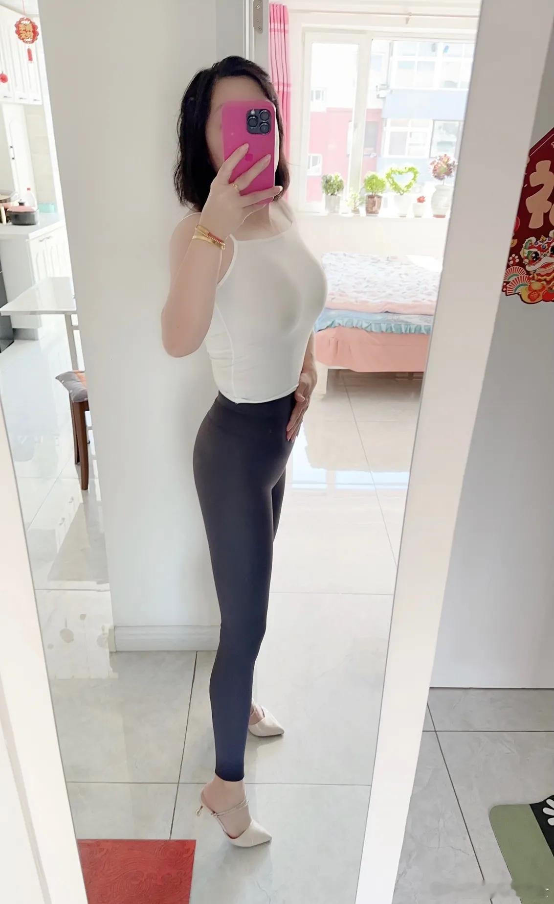 少妇超甜305 好身材 