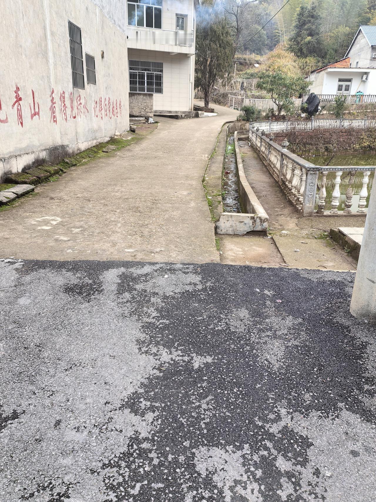 网上一些博主喜欢拿江西省和其他地方比，我觉得评价是别人的，但感受是自己的。只要你