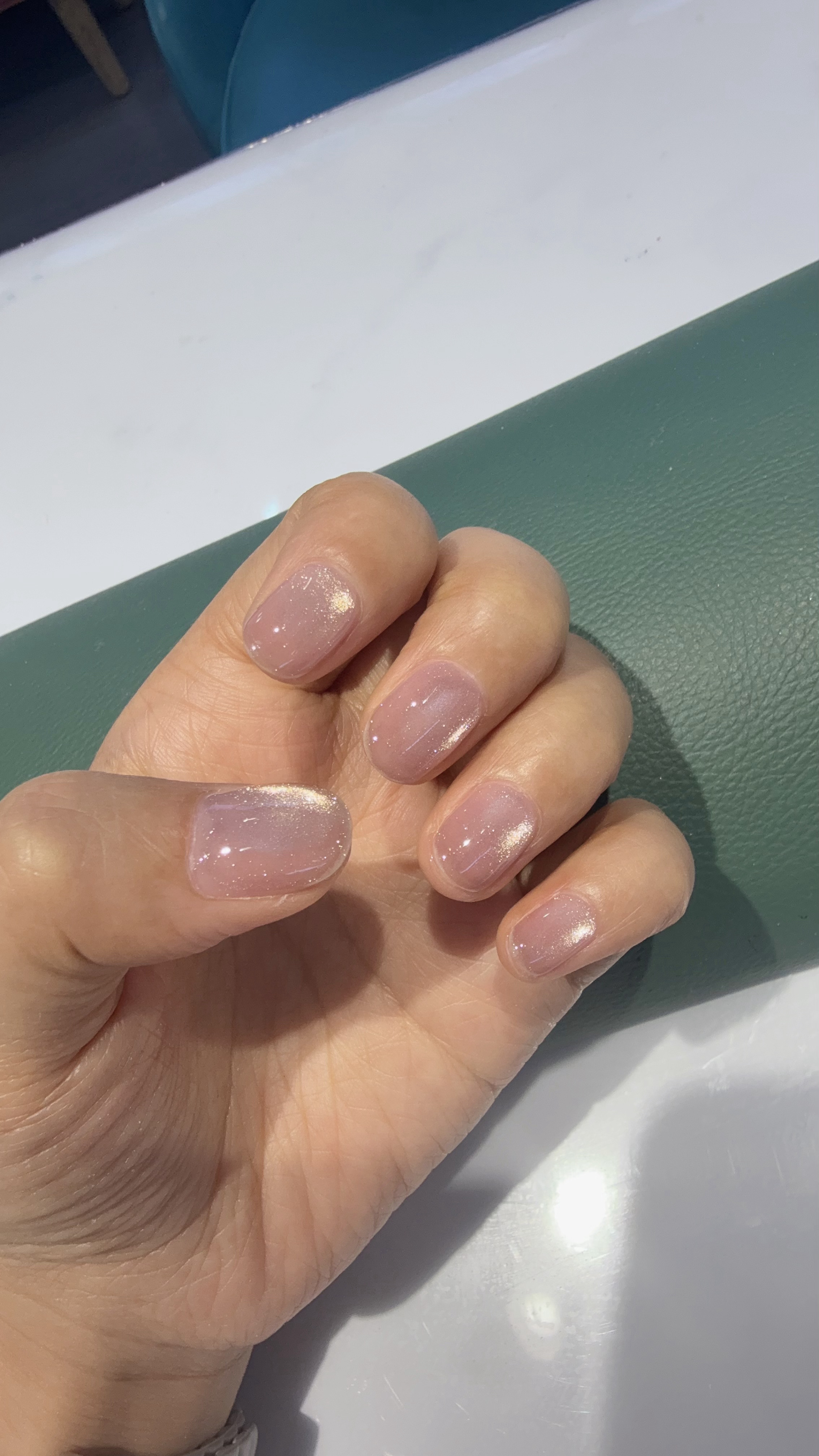 女生的钱都花哪儿去了，以及商家的套路😢做一次猫眼美甲💅🏻不充卡，398/次