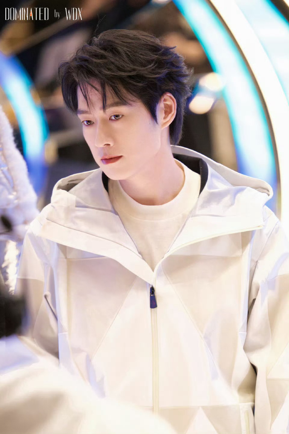 魏大勋今日份线下活动图