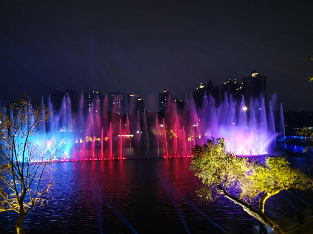 人性欲望的六个层级划分
“天下熙熙，皆为利来；天下攘攘，皆为利往。”
人的欲望可