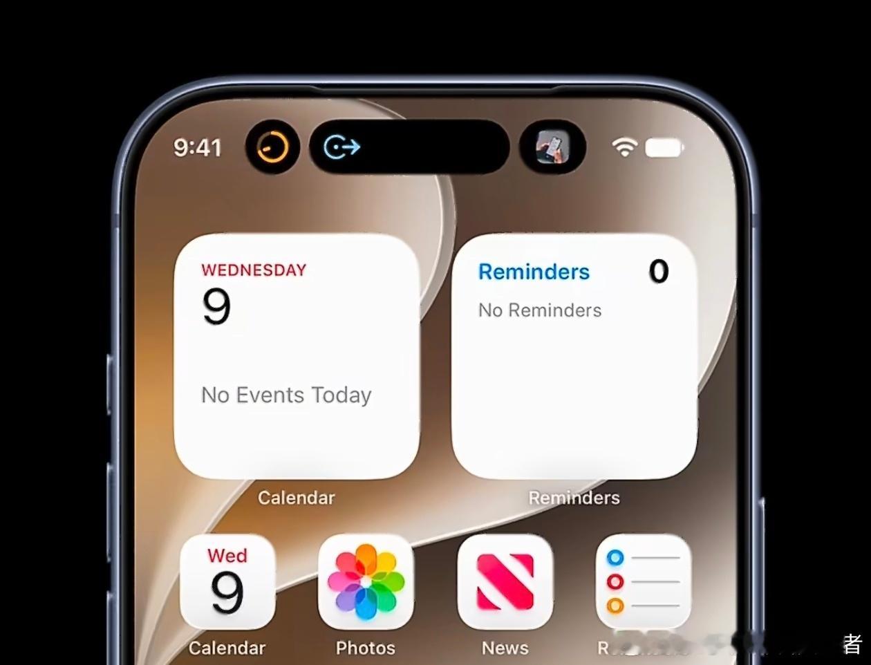 iPhone18Pro小号灵动岛iPhone18 Pro系列正面最大的变化就是灵