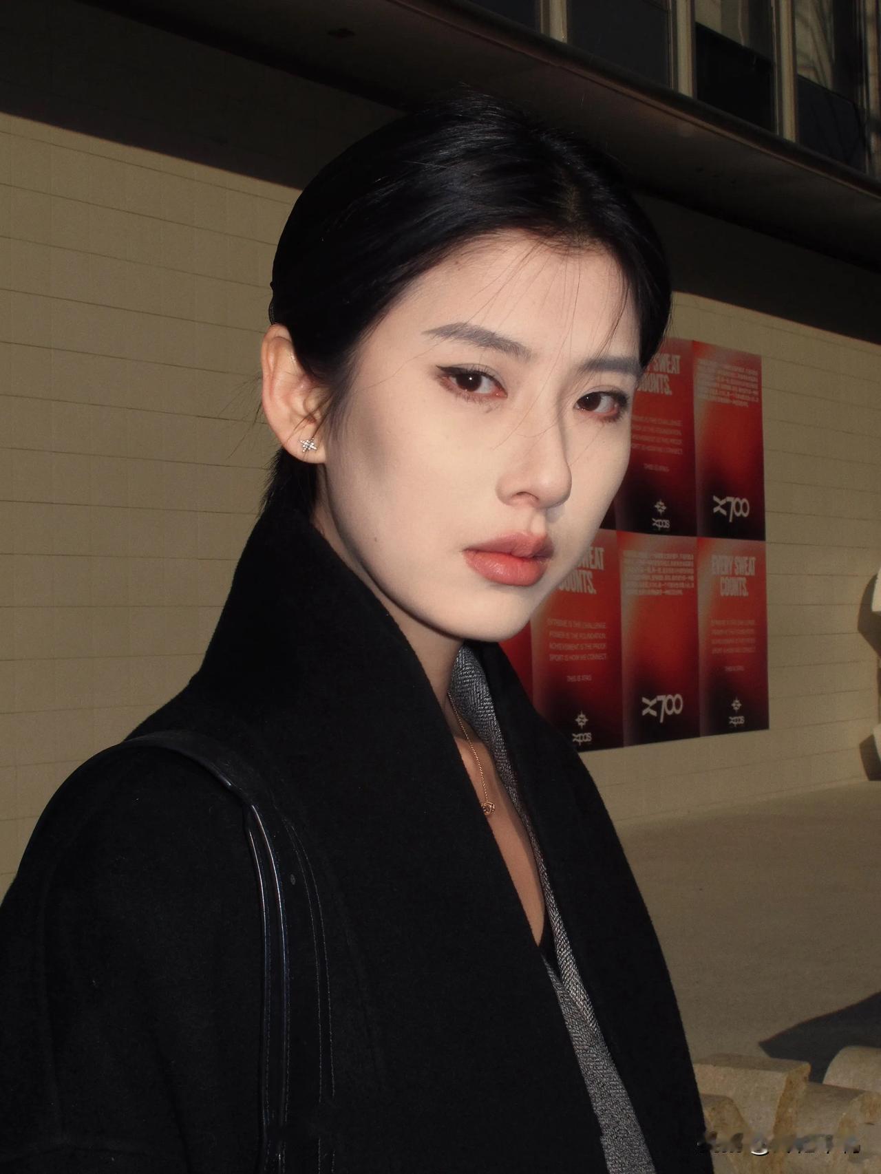 冒泡女人如何穿出含蓄的性感?