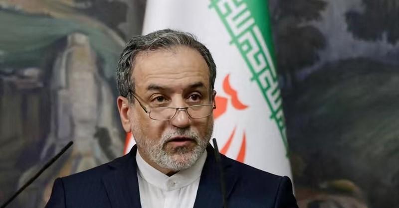 伊朗 现在最安全的高层应该是外长，最危险的高层可能是革命卫队的司令瓦希迪。
20