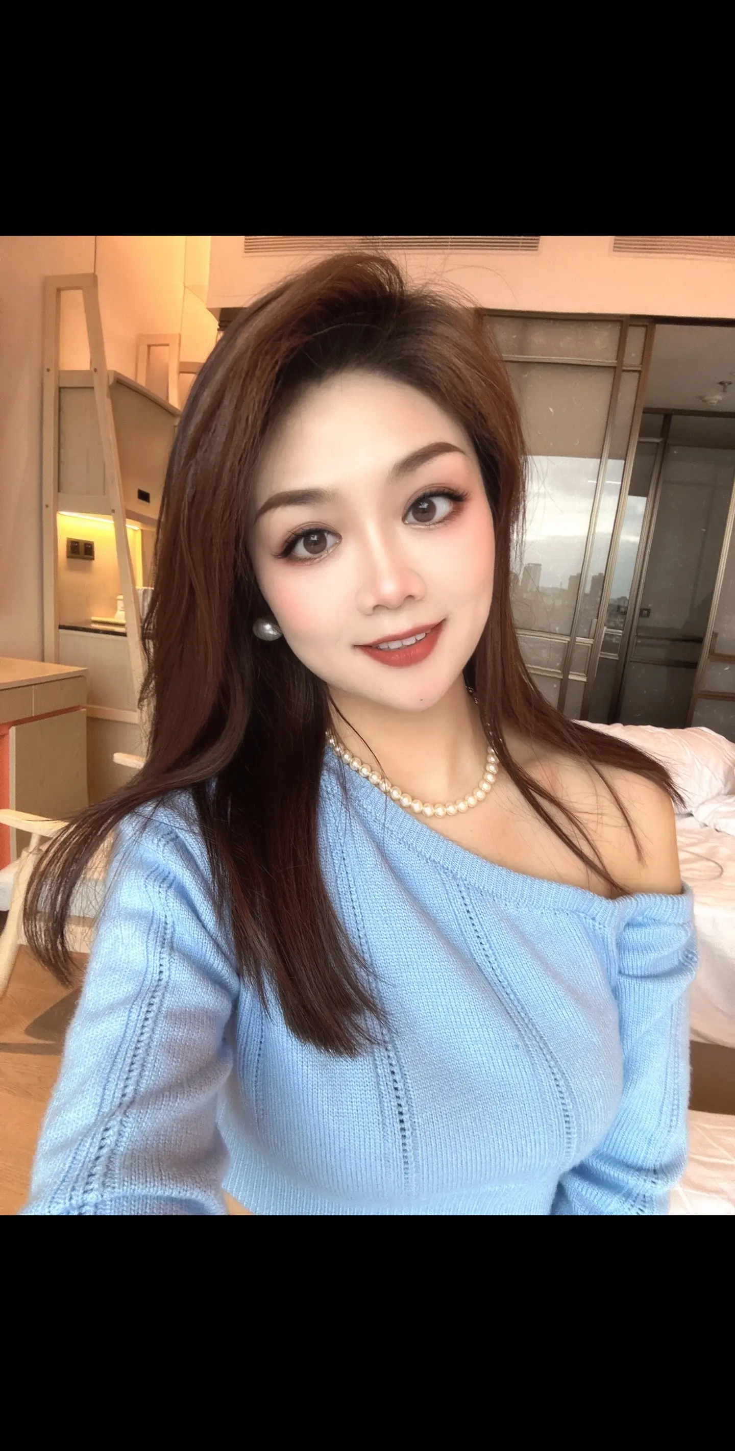 心愿是做一个漂亮会挣钱的女孩 🩵