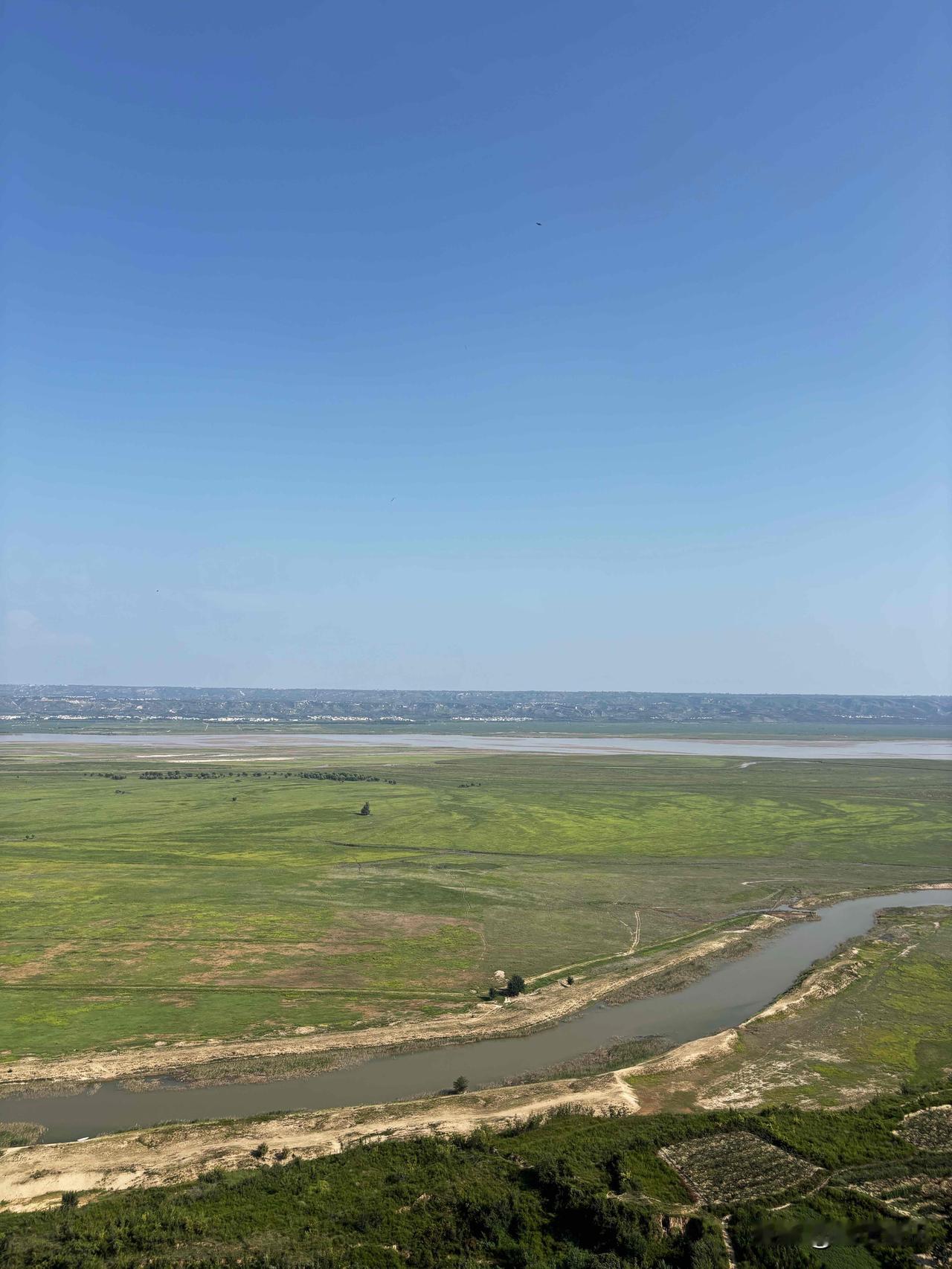 韩城市姚家庄黄河观景台，沿黄公路必打卡，一览宽阔黄河大河风光，这个观景台也被称作