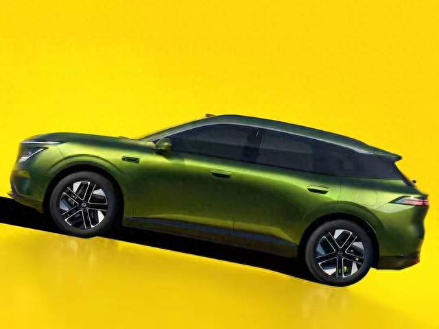 城市NOA安排上！东风日产NX7中型插混SUV亮相，四季度和大家见面