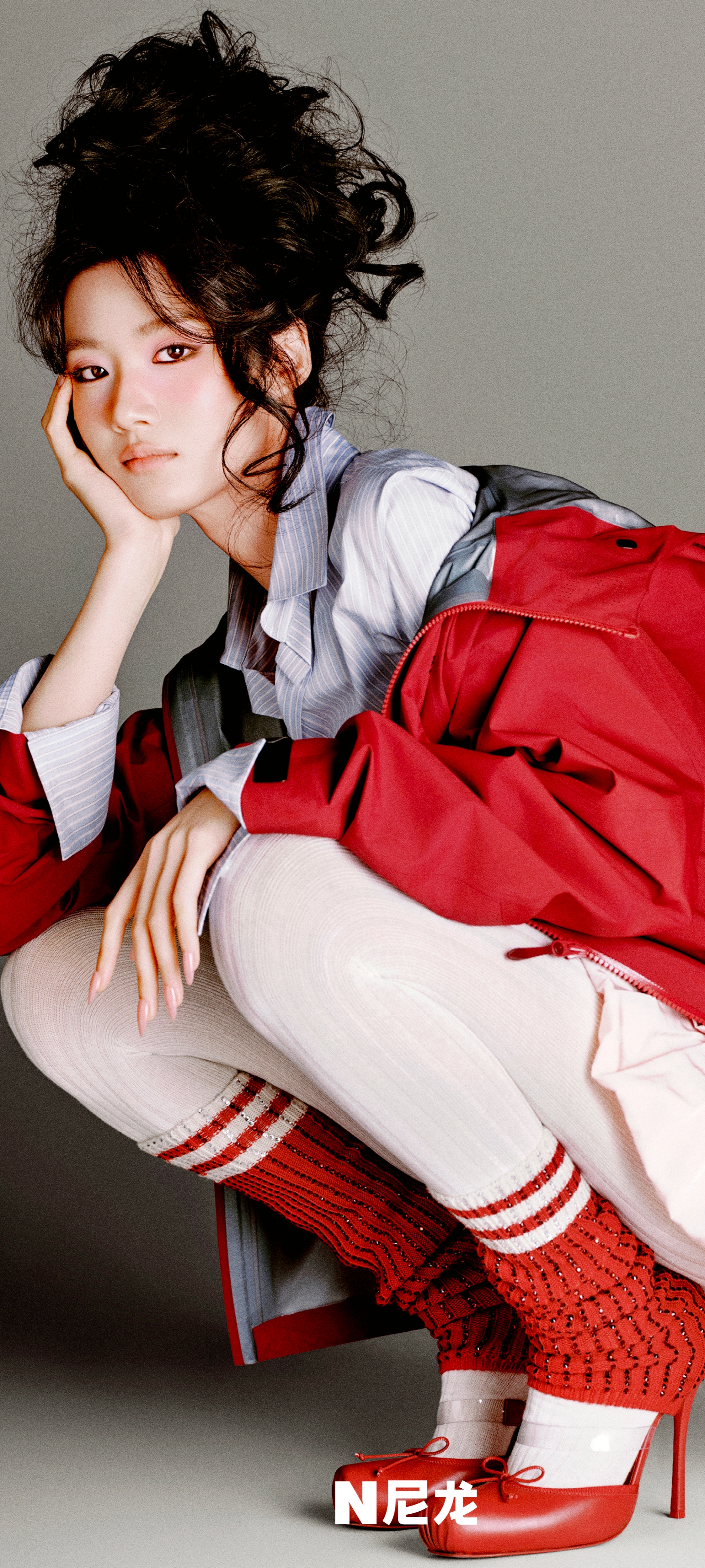 卢昱晓 发型一变换了个人似的卢昱晓卢昱晓尼龙