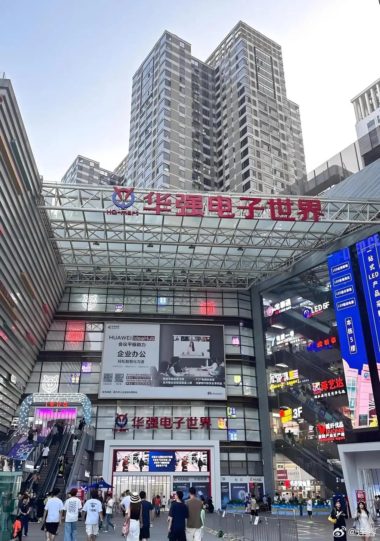 妈爷A….深圳队三分球准成这样了吗？AAA华强北瞄准具寇老板清库存？CBA深圳男