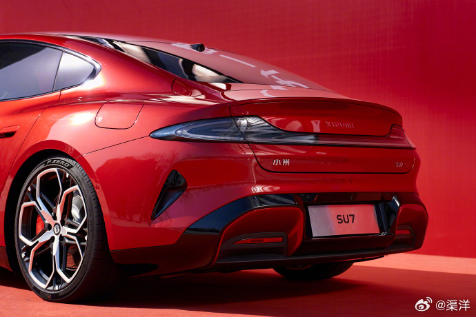 雷军说新SU7进展顺利一两个月上市 雷总已经明确说了，新 SU7 大概一两个月内