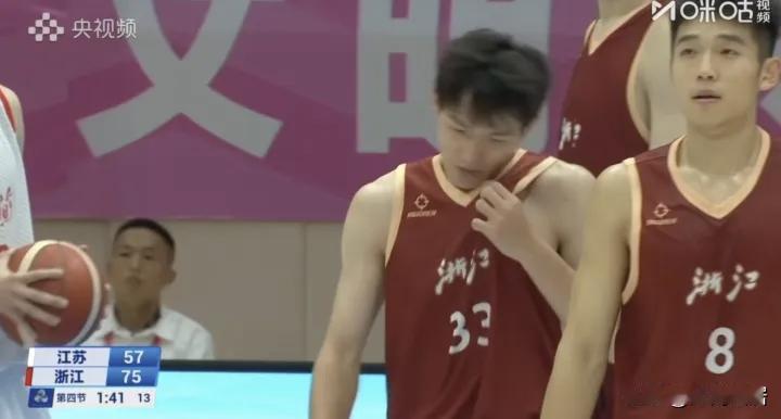 82比59战胜江苏队，浙江男篮收获全运开门红！吴前独得17分。11月4日，第十五