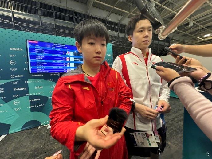 用一句话，一个理所当然，就掩盖了多少背后的汗水痛苦和努力 ​ ​​​