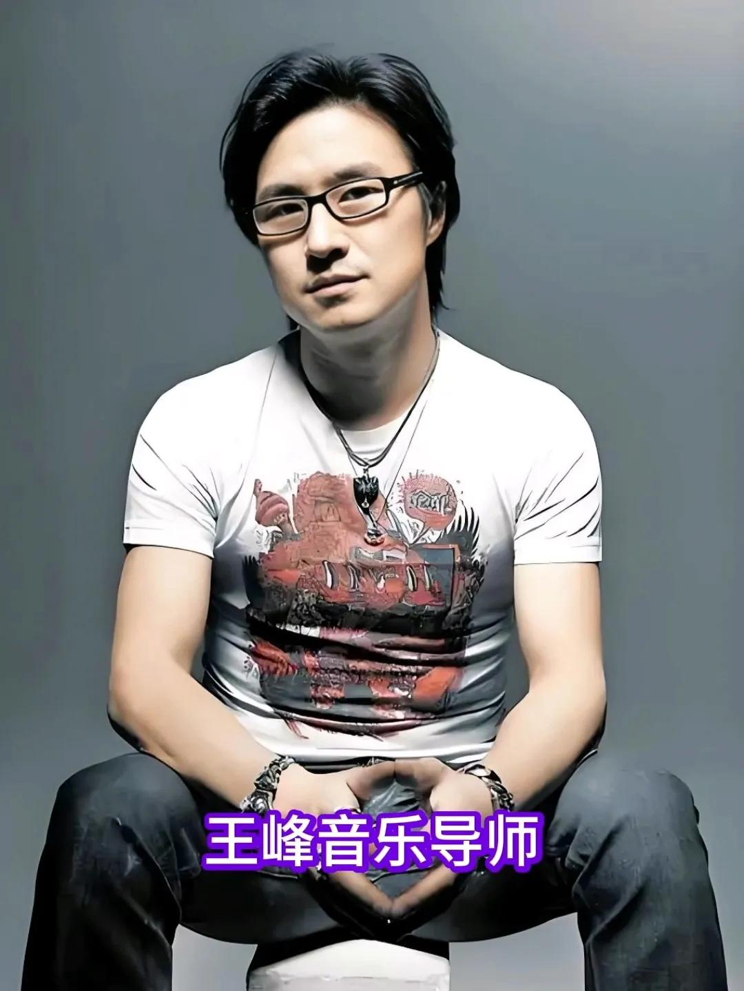 结婚10年，章子怡素颜带娃成常态，汪峰深夜发文'快窒息'！离婚不到半年，他被拍到