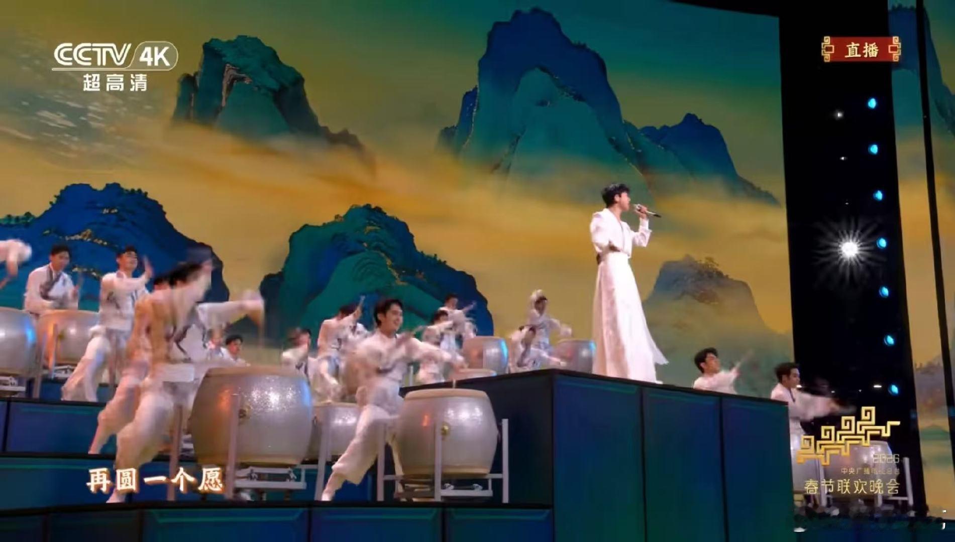 张杰春晚独唱 张杰0点后燃起来了 张杰春晚驭风歌守到零点太值了！张杰《驭风歌》高