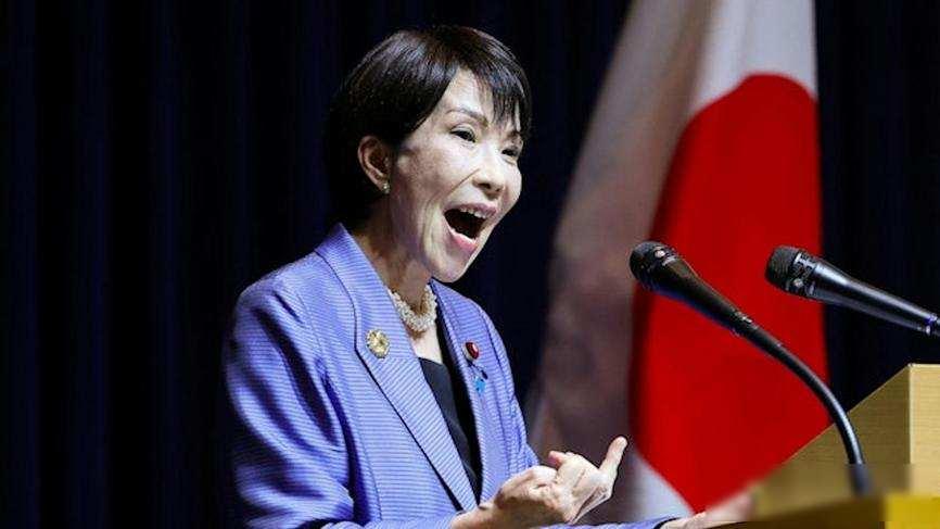 高市冷汗还没消，又收到一“坏消息”，中俄9架军机现身敏感空域
最近一周，日本政坛