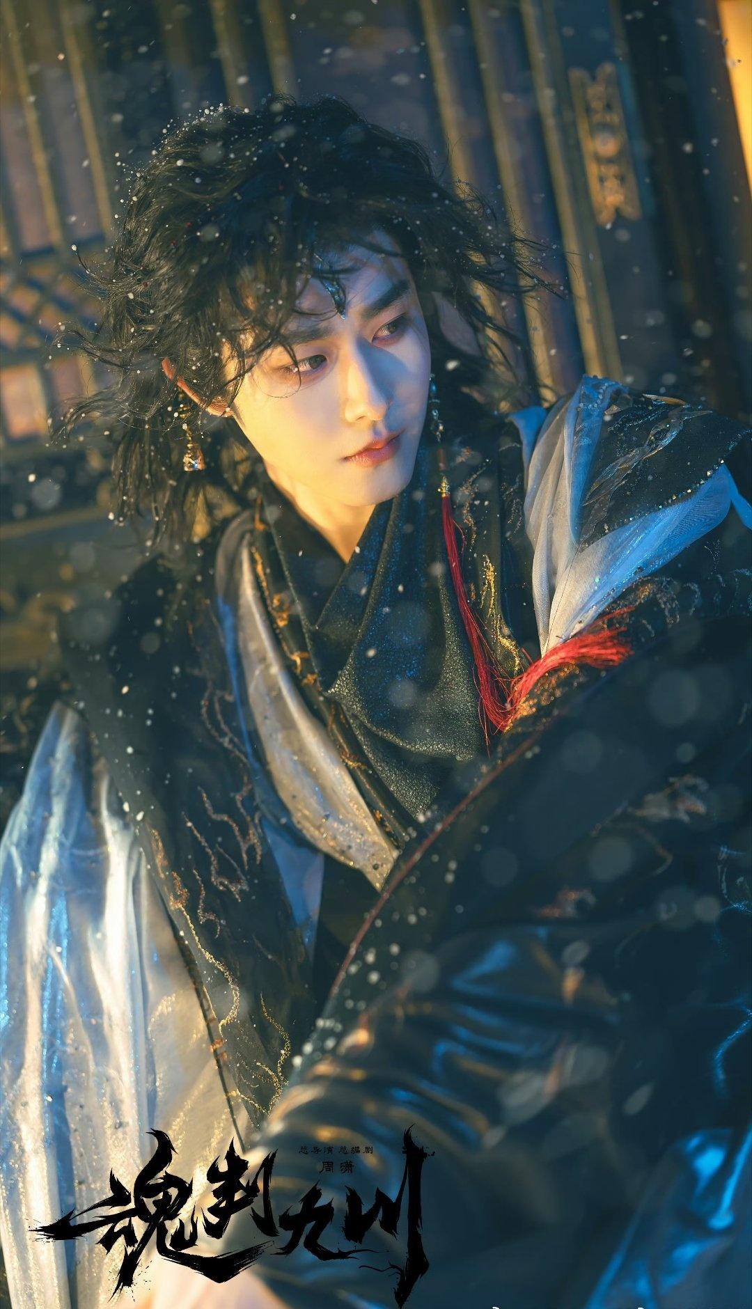 青山颜色不改，四季拥我入怀，生命中的繁华一一盛开。你在人间。
@田嘉瑞6

田嘉