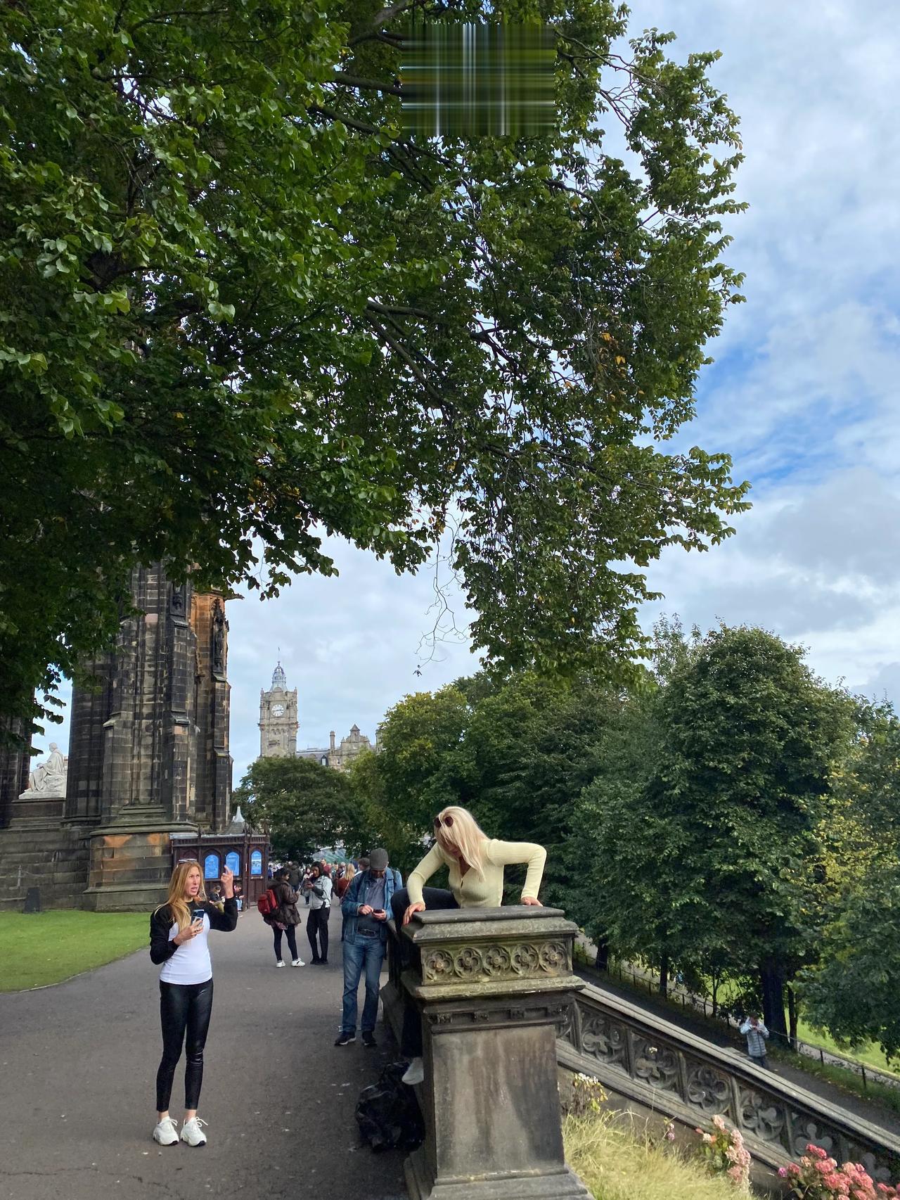 在爱丁堡，景色很美！