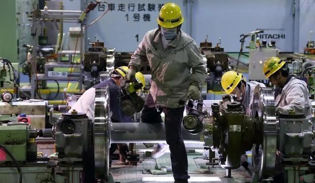 很多人根本没意识到，日本这个国家能成为工业强国是不正常的。日本的成功不是因为日本