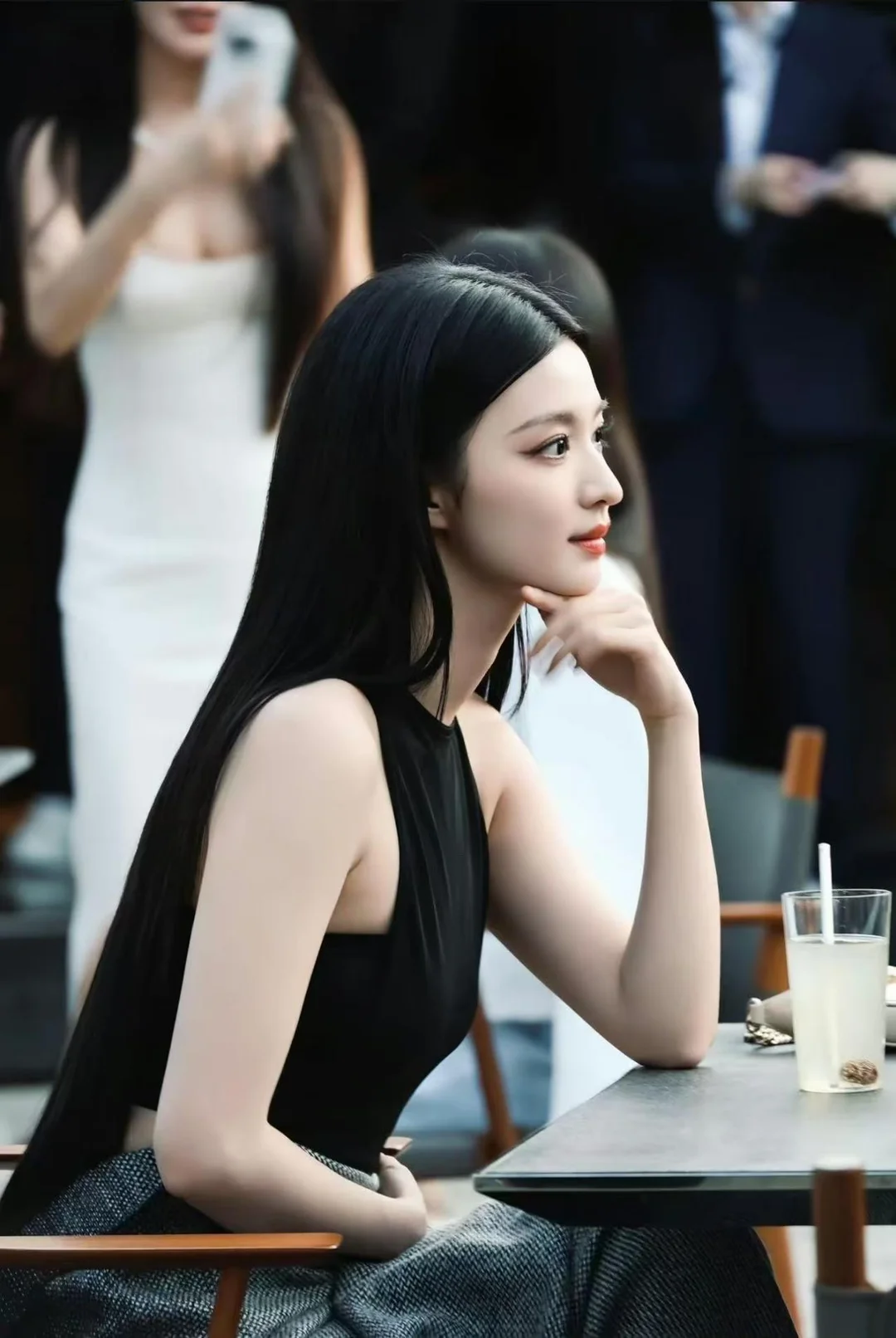 王楚然的气质粉来打卡💄