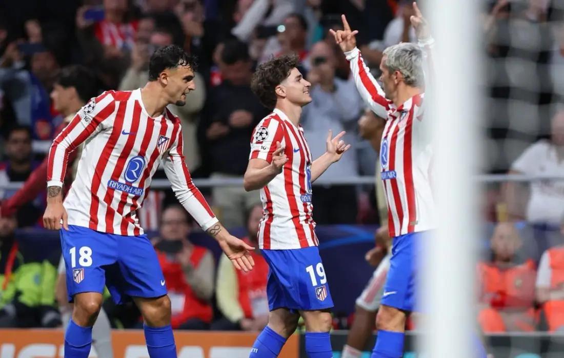 欧冠半决赛踢成了一场悬疑片。最后一个VAR改判，注定让这场比赛吵到天亮。西蒙尼在