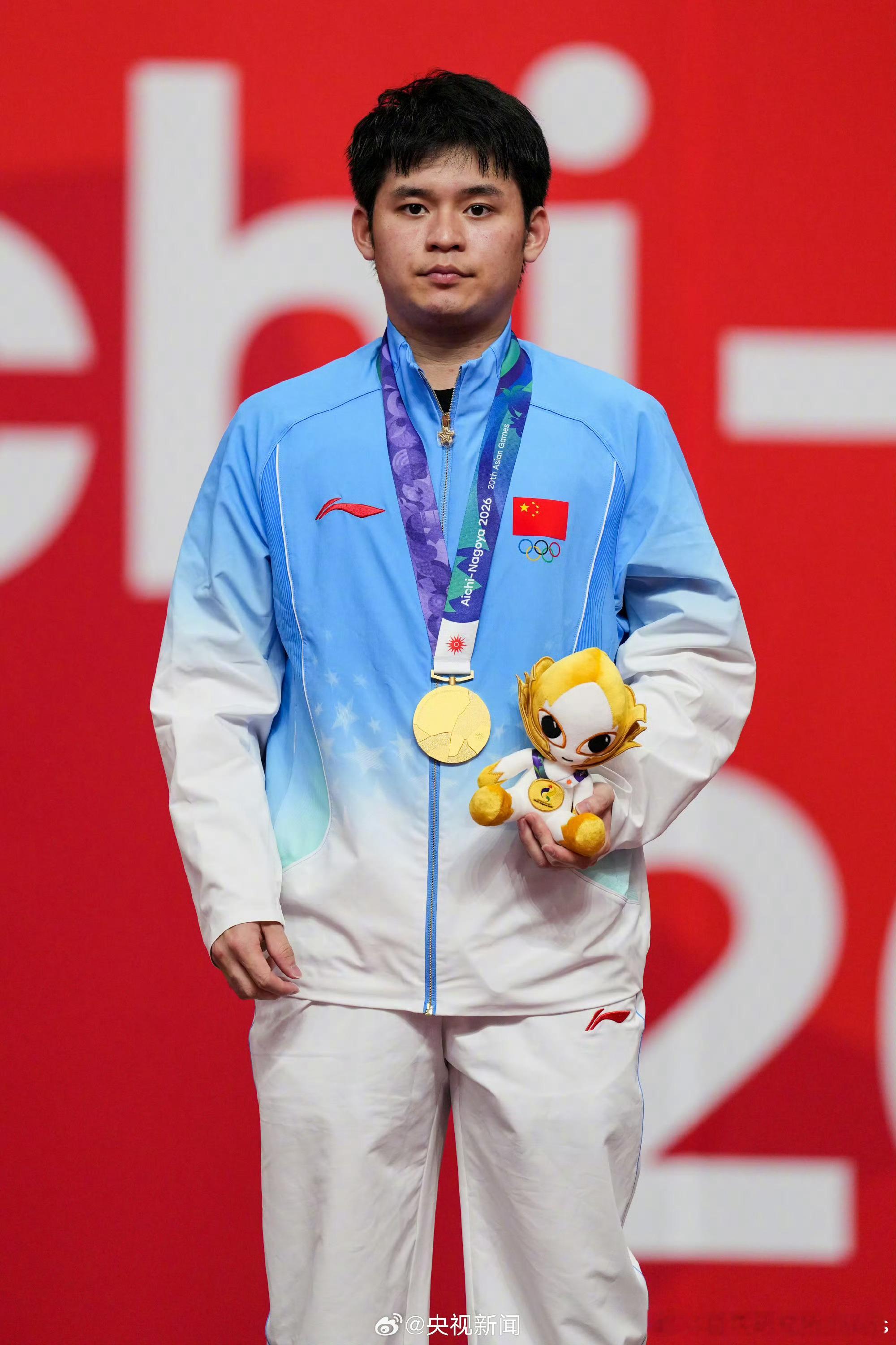 林诗栋4比0王楚钦就说一个，男团让林打一号哪怕二号，男团都赢了。这次林状态明显好