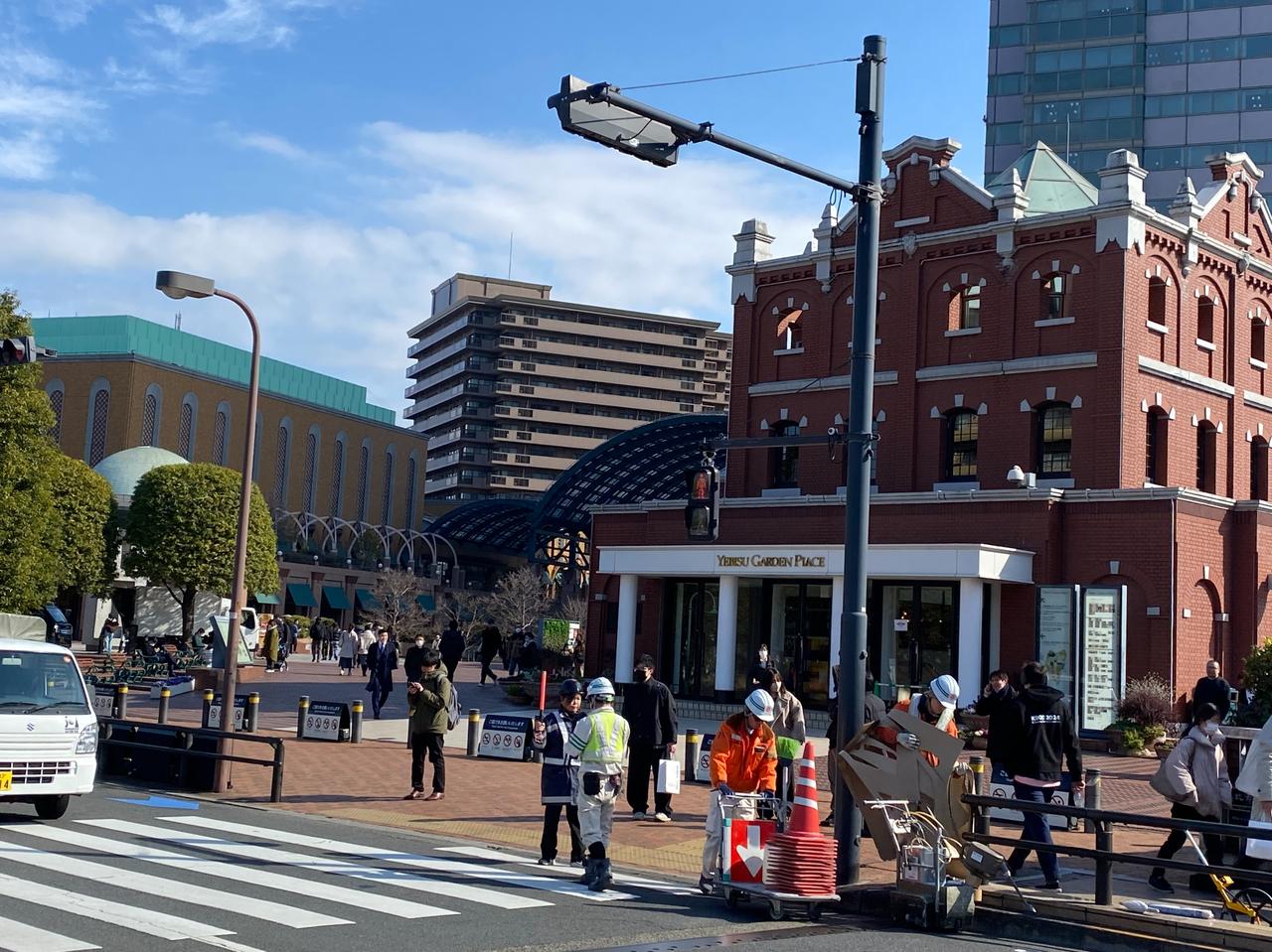 年底忘年会时，和日本同事聊起涉谷Hurry‘s Burger的和牛汉堡很好吃时，