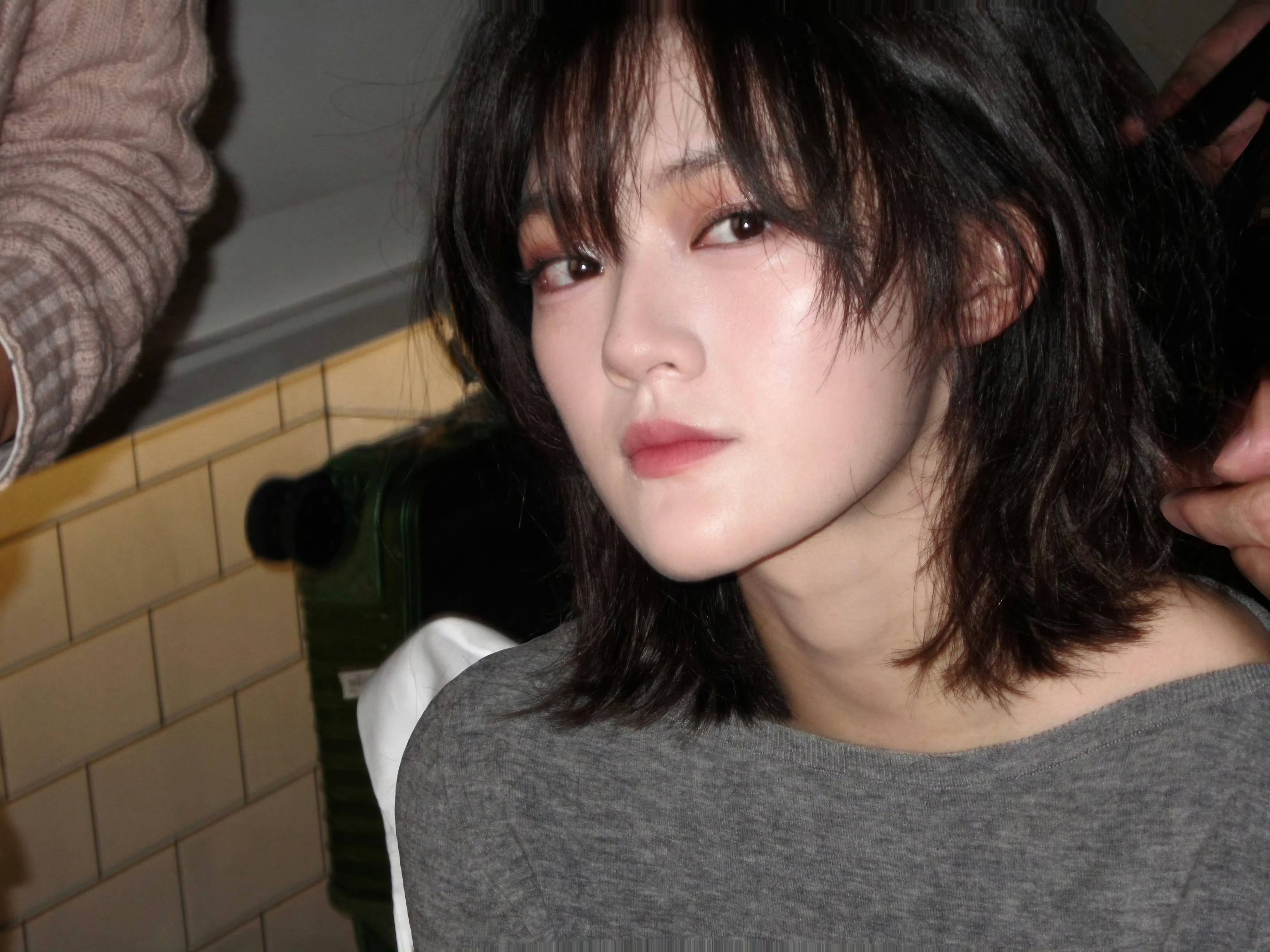 陈文淇真的美得好特别，就像一把开刃的剑般凌厉 