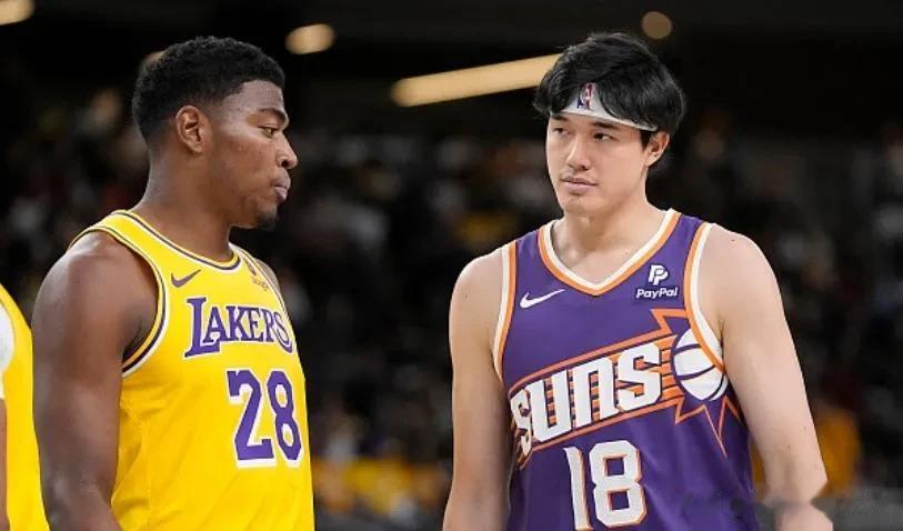 小日子对决！渡边雄太12分，八村塁3分
湖人以100-123惨败太阳。
湖人球员