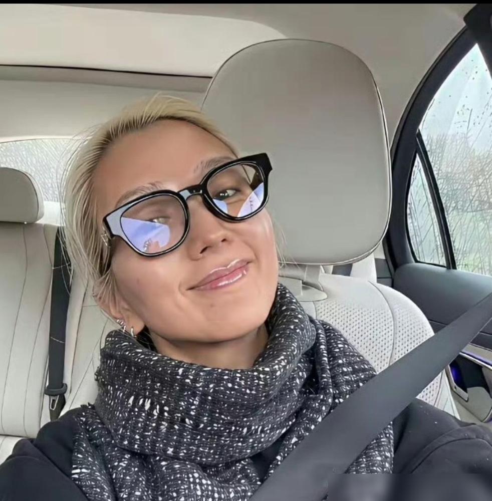 何洁一年67场直播，熬到凌晨三点，还说GMV破亿，这数据，谁能想到背后是玩命？