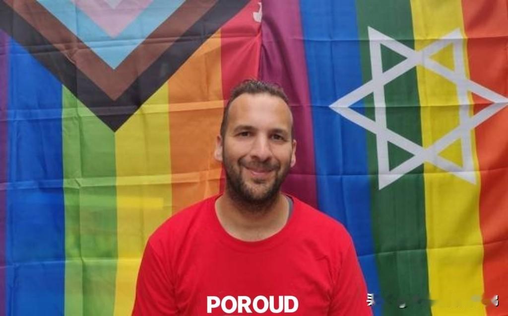 英国政客扎克·波兰斯基承诺，
如果他成为首相，他会说服普京放弃俄罗斯的核武器。