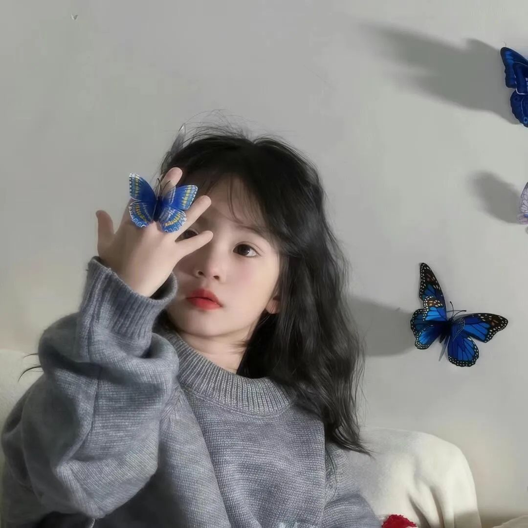 人和人的吸引都来自于 , 暂时还没看透。 