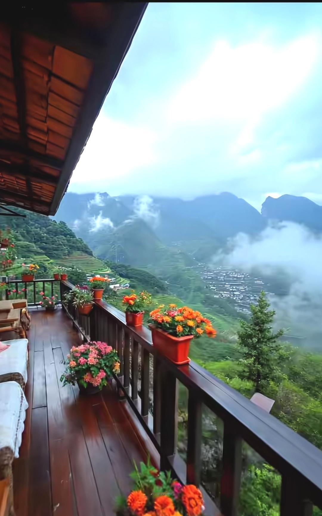 ？
衡量一个好婆婆的标准，我觉得边界感很重要。我有个朋友，她婆婆从不随意进出他们