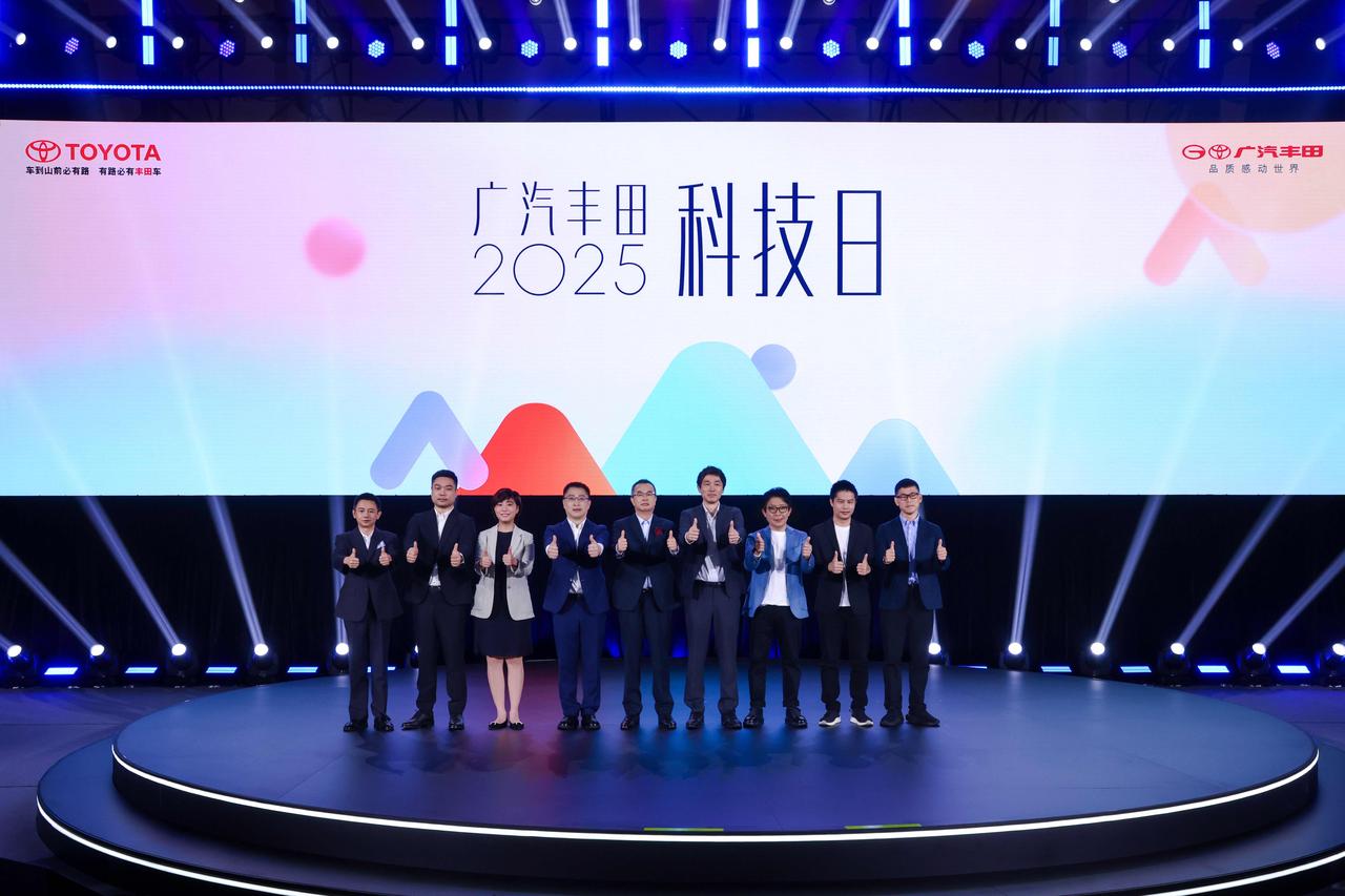 没想到，
万万没想到。
小米雷军没想到，
比亚迪的王传福也没想到，
就连特斯拉老
