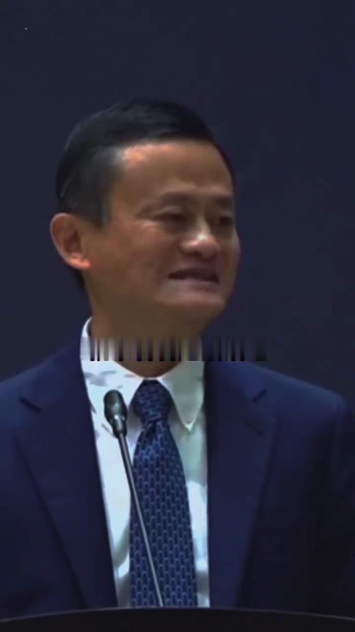 你想不通的时候，就来看看这段话吧。
这个世界，我们只来一次，百年之后，没有你也没