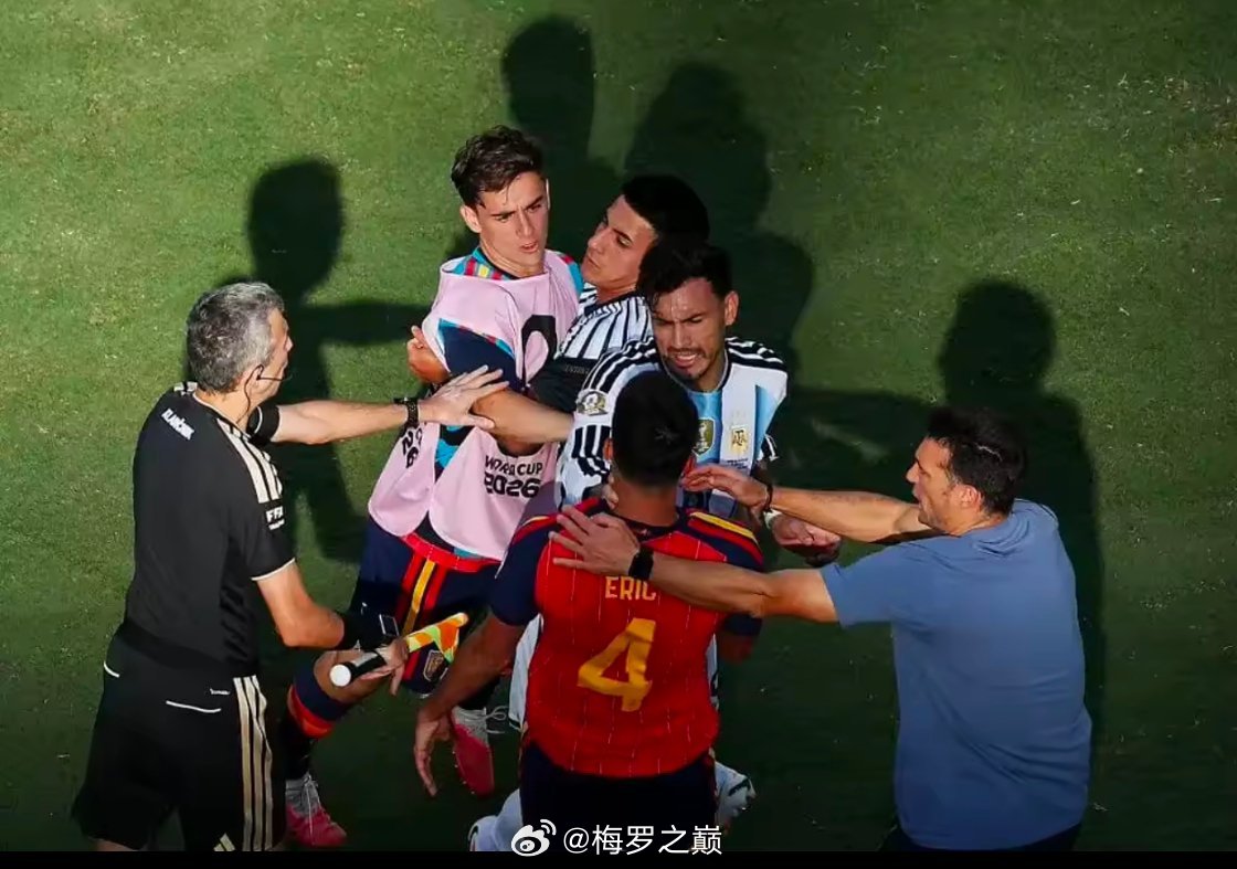FIFA官方发布声明，确认将对世界杯决赛后，阿根廷球员与西班牙球员发生的冲突事件