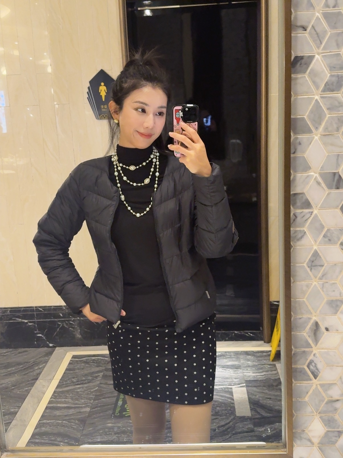 今日份自拍1/1 🤳卷妹的日常