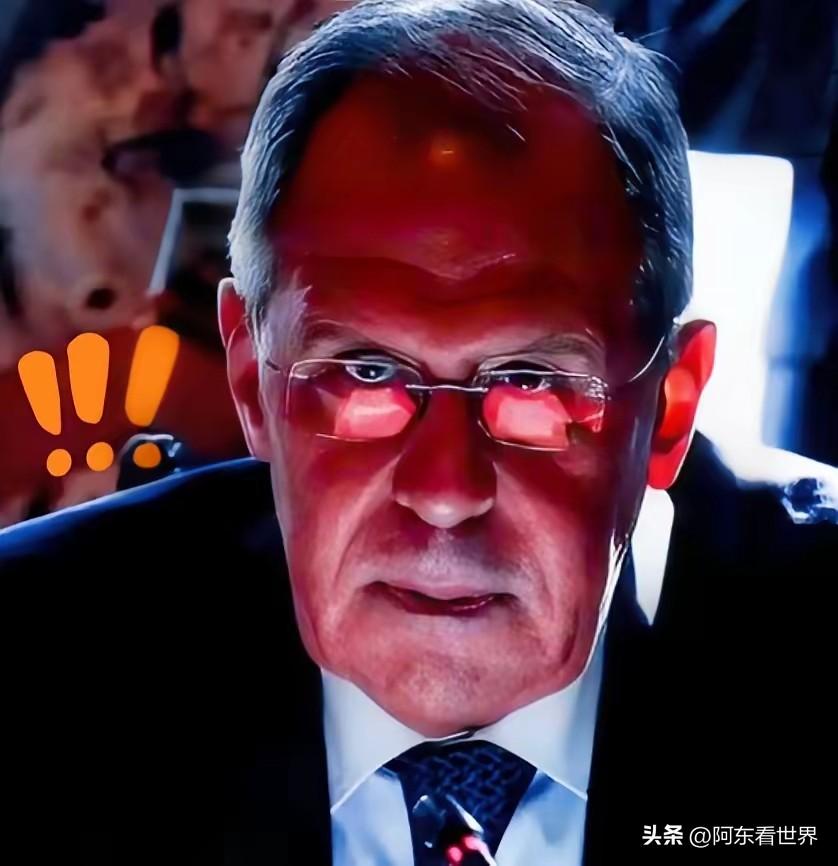 俄罗斯传来消息 ！
俄罗斯外长拉夫罗夫突然爆了个大料！他说美国为了控制全球石油，