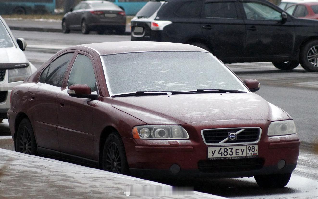Volvo S60 / Volvo V40 Cross Country / Vo