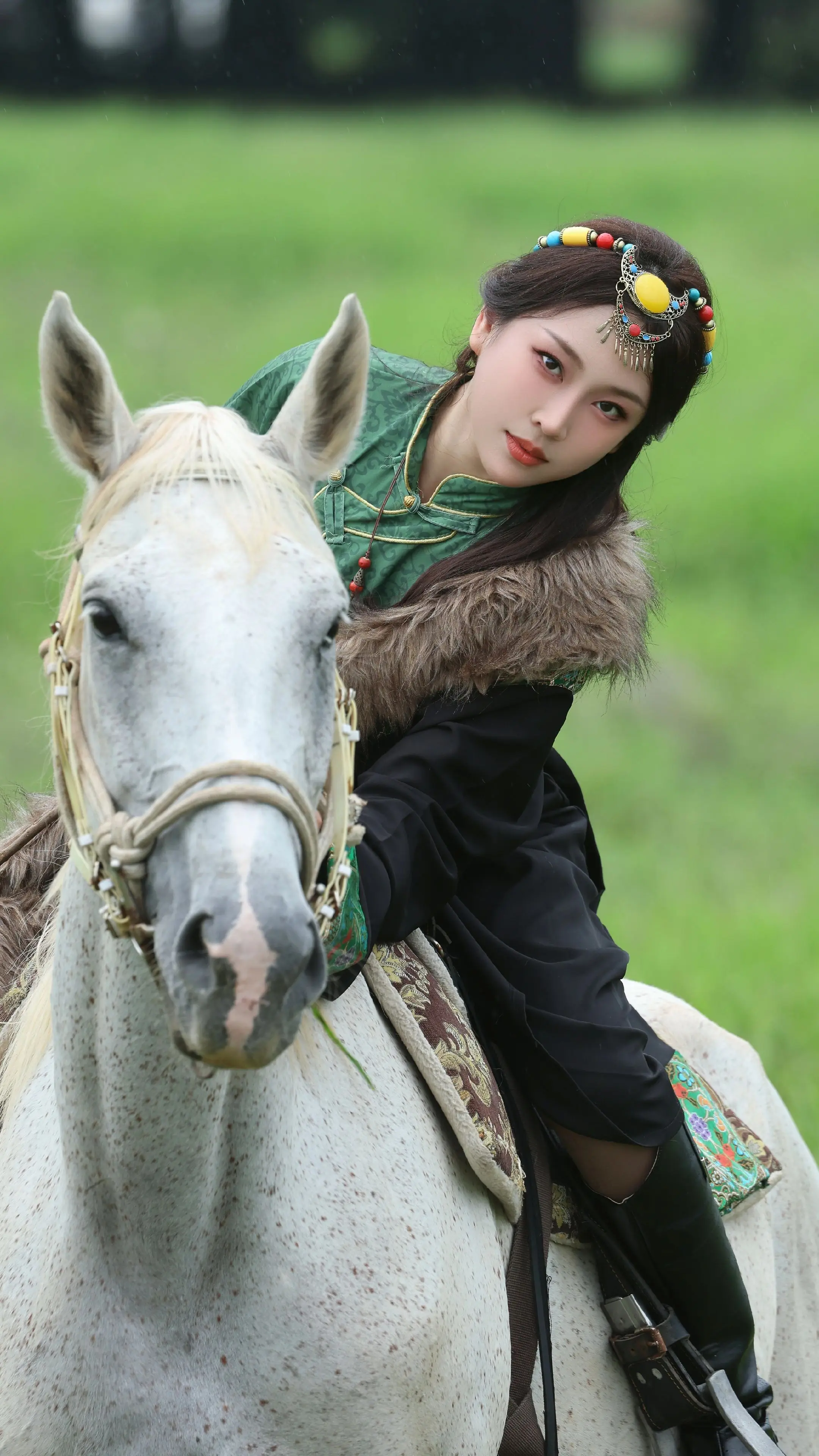 战马骑士营 子淇 草原穿搭 马术摄影写真