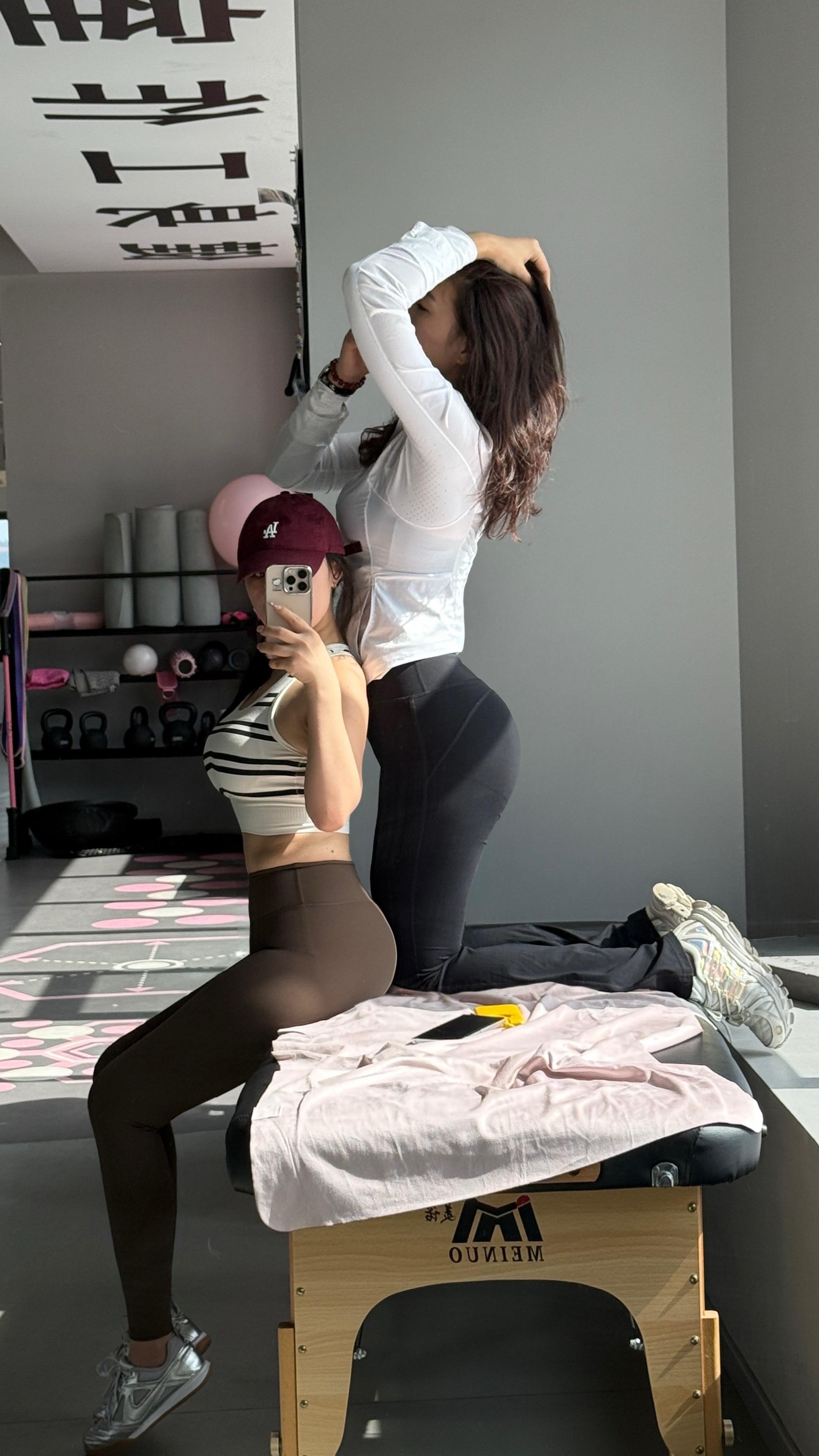 出片不靠男人 全靠姐妹👭