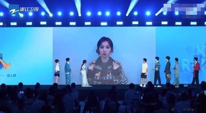 宋雨琦可能真的回不了《跑男吧》了！宋雨琦对接发了5月行程图，与《跑男吧》录制时间