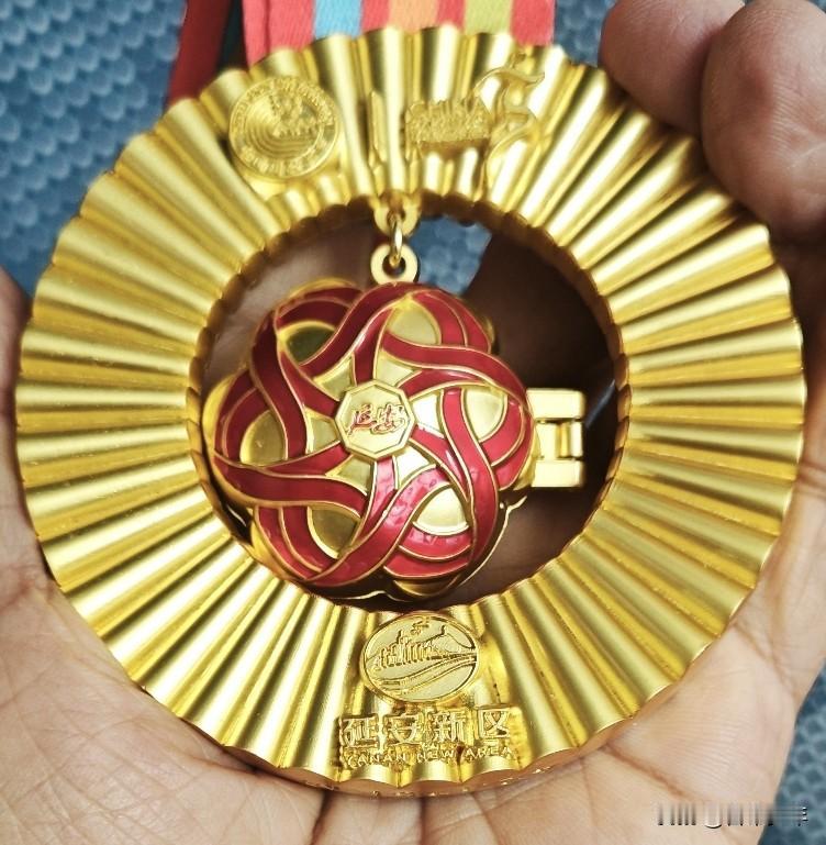 坡多风大算个啥，延安跑马最圆满！

2026延安新区马拉松，老夫顺利完赛啦！比预