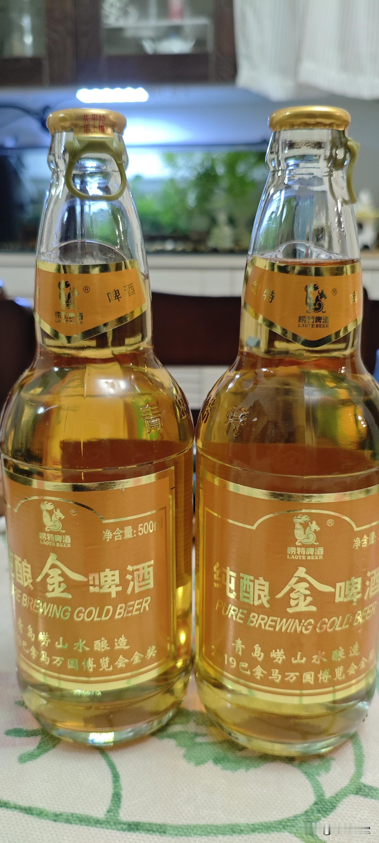 几杯啤酒下肚放松了、疲惫消除了，铆足了劲继续。这就是青岛爷们儿！
青岛爷们儿没有