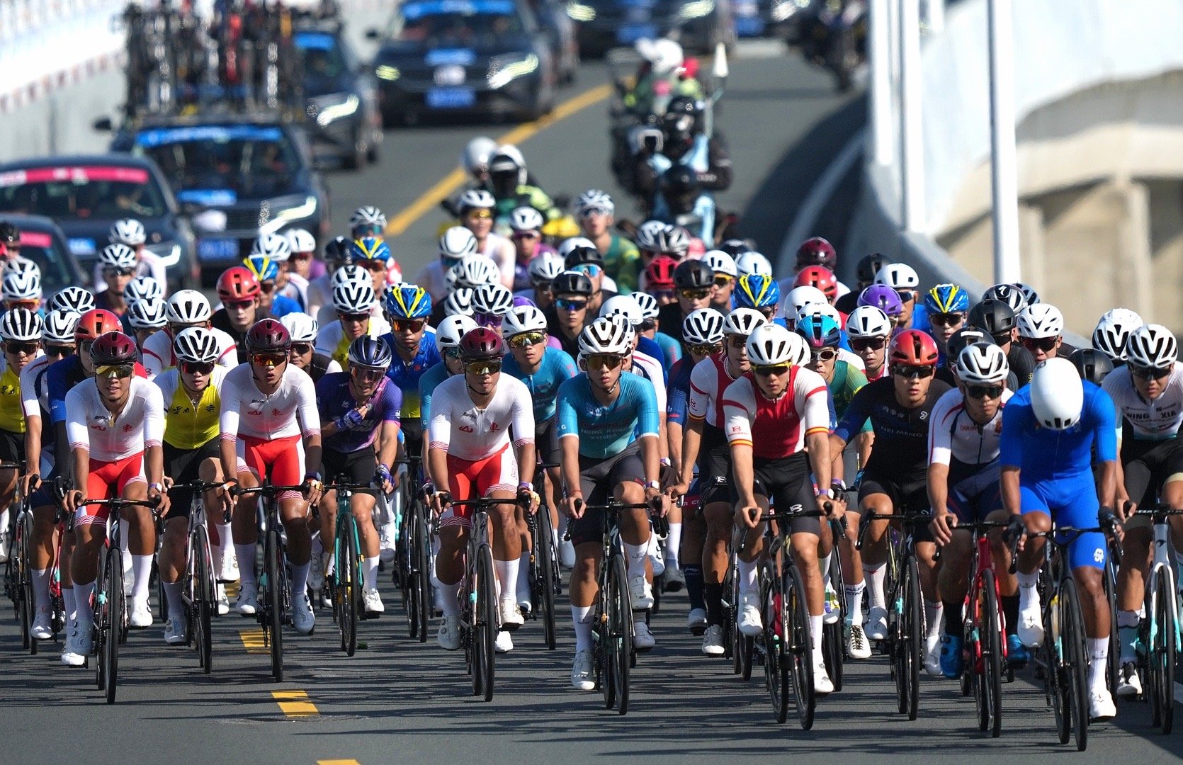 ‼️全运史无前例！跨境骑行231.8公里燃爆湾区11月8日上午9时，第十五届全运